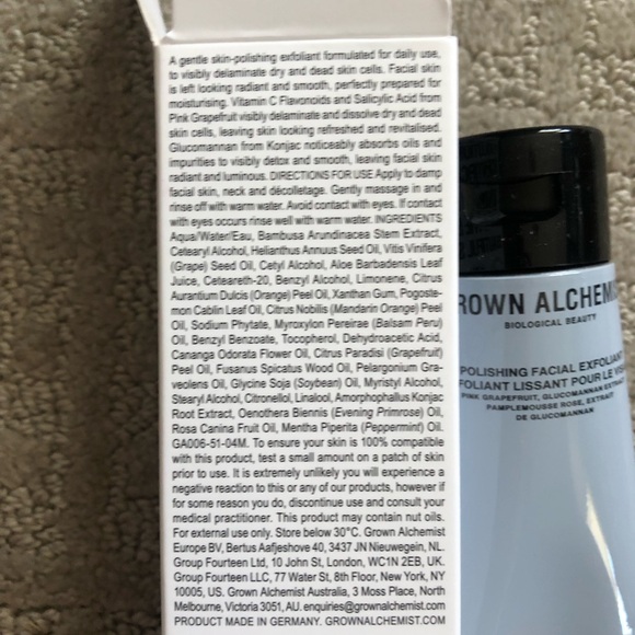 Grown alchemist polishing facial exfoliant 75ml - Picture 2 of 7
